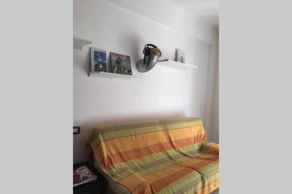 Grand F2 60Mq Centre Antibes, Proche Plages, Commerces, 2 Balcons, Parking, Train, Bus, Deco Vintage, Pet Friendly, Ideal Famille Ou 1-2 Couples Екстер'єр фото