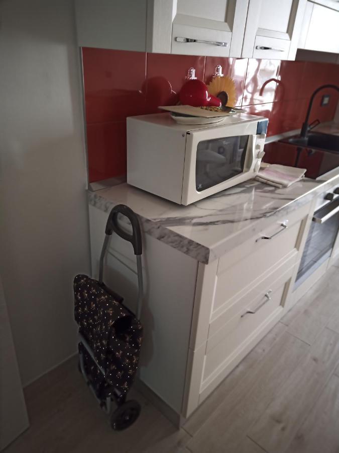 Grand F2 60Mq Centre Antibes, Proche Plages, Commerces, 2 Balcons, Parking, Train, Bus, Deco Vintage, Pet Friendly, Ideal Famille Ou 1-2 Couples Екстер'єр фото