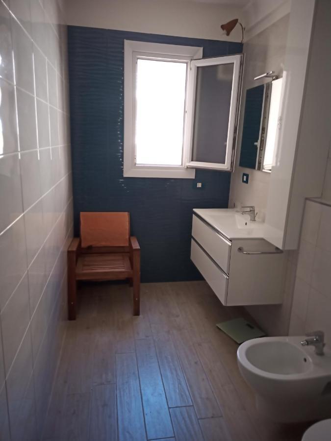 Grand F2 60Mq Centre Antibes, Proche Plages, Commerces, 2 Balcons, Parking, Train, Bus, Deco Vintage, Pet Friendly, Ideal Famille Ou 1-2 Couples Екстер'єр фото