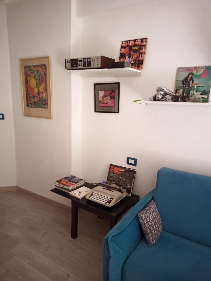 Grand F2 60Mq Centre Antibes, Proche Plages, Commerces, 2 Balcons, Parking, Train, Bus, Deco Vintage, Pet Friendly, Ideal Famille Ou 1-2 Couples Екстер'єр фото