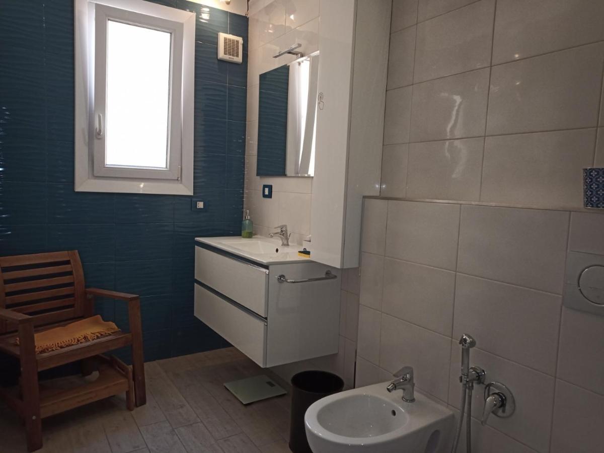Grand F2 60Mq Centre Antibes, Proche Plages, Commerces, 2 Balcons, Parking, Train, Bus, Deco Vintage, Pet Friendly, Ideal Famille Ou 1-2 Couples Екстер'єр фото