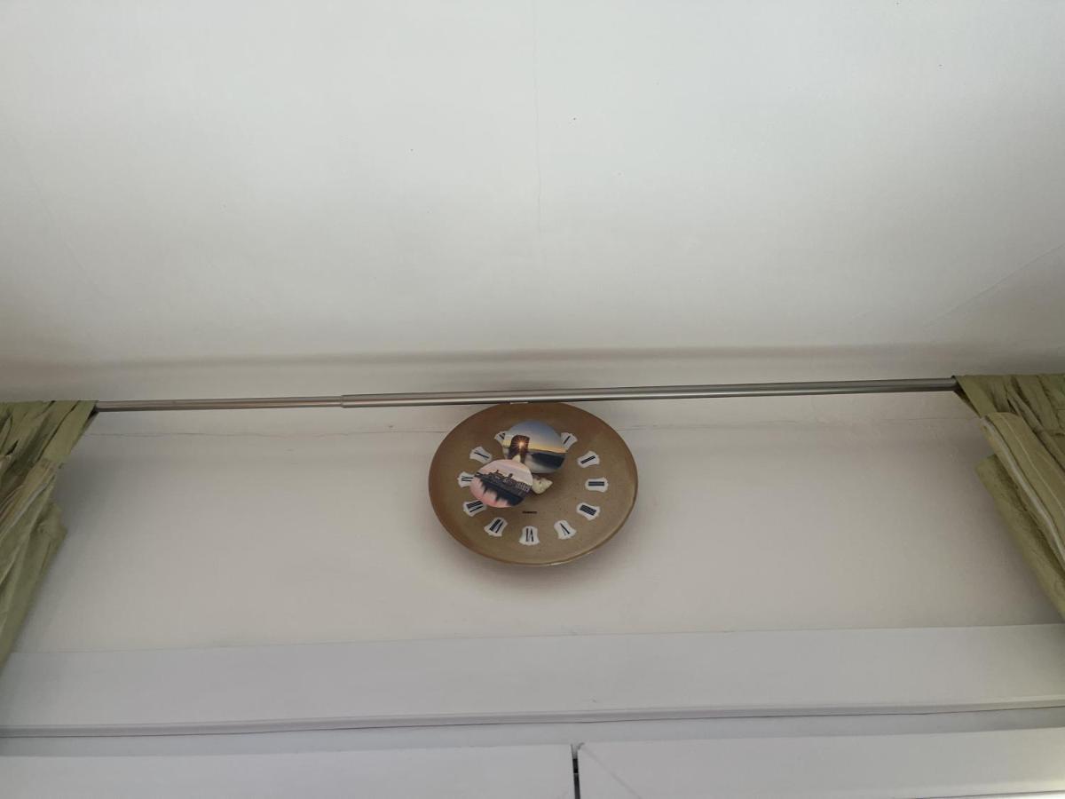 Grand F2 60Mq Centre Antibes, Proche Plages, Commerces, 2 Balcons, Parking, Train, Bus, Deco Vintage, Pet Friendly, Ideal Famille Ou 1-2 Couples Екстер'єр фото