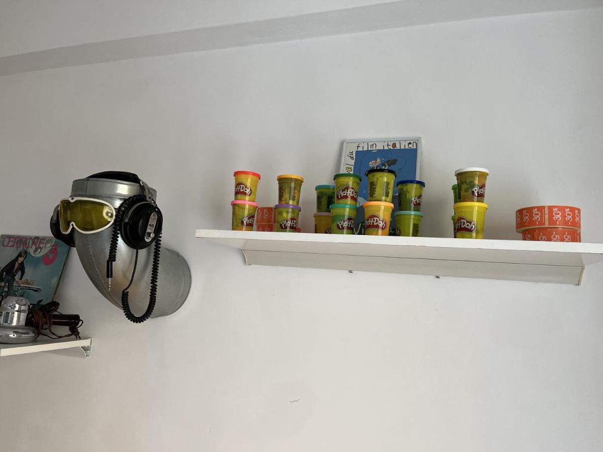 Grand F2 60Mq Centre Antibes, Proche Plages, Commerces, 2 Balcons, Parking, Train, Bus, Deco Vintage, Pet Friendly, Ideal Famille Ou 1-2 Couples Екстер'єр фото