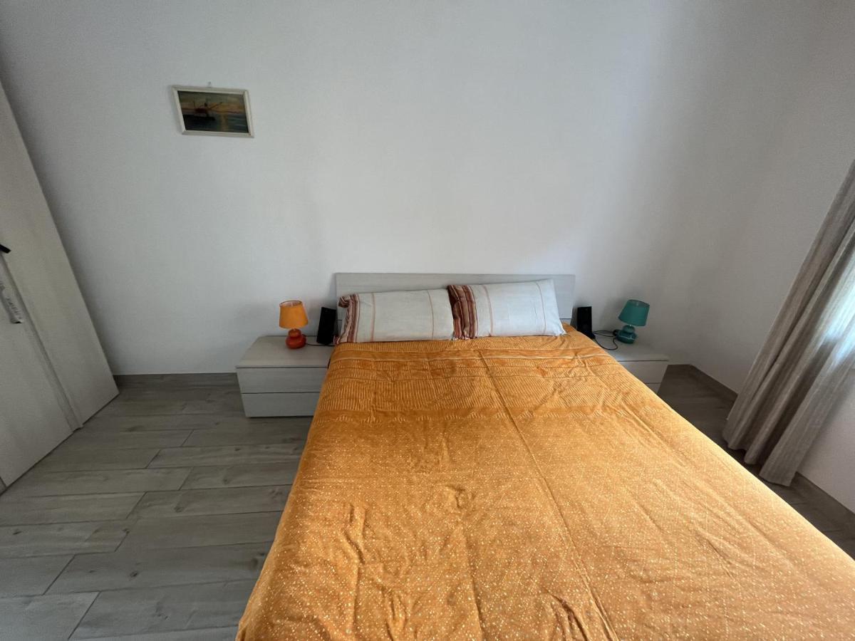 Grand F2 60Mq Centre Antibes, Proche Plages, Commerces, 2 Balcons, Parking, Train, Bus, Deco Vintage, Pet Friendly, Ideal Famille Ou 1-2 Couples Екстер'єр фото